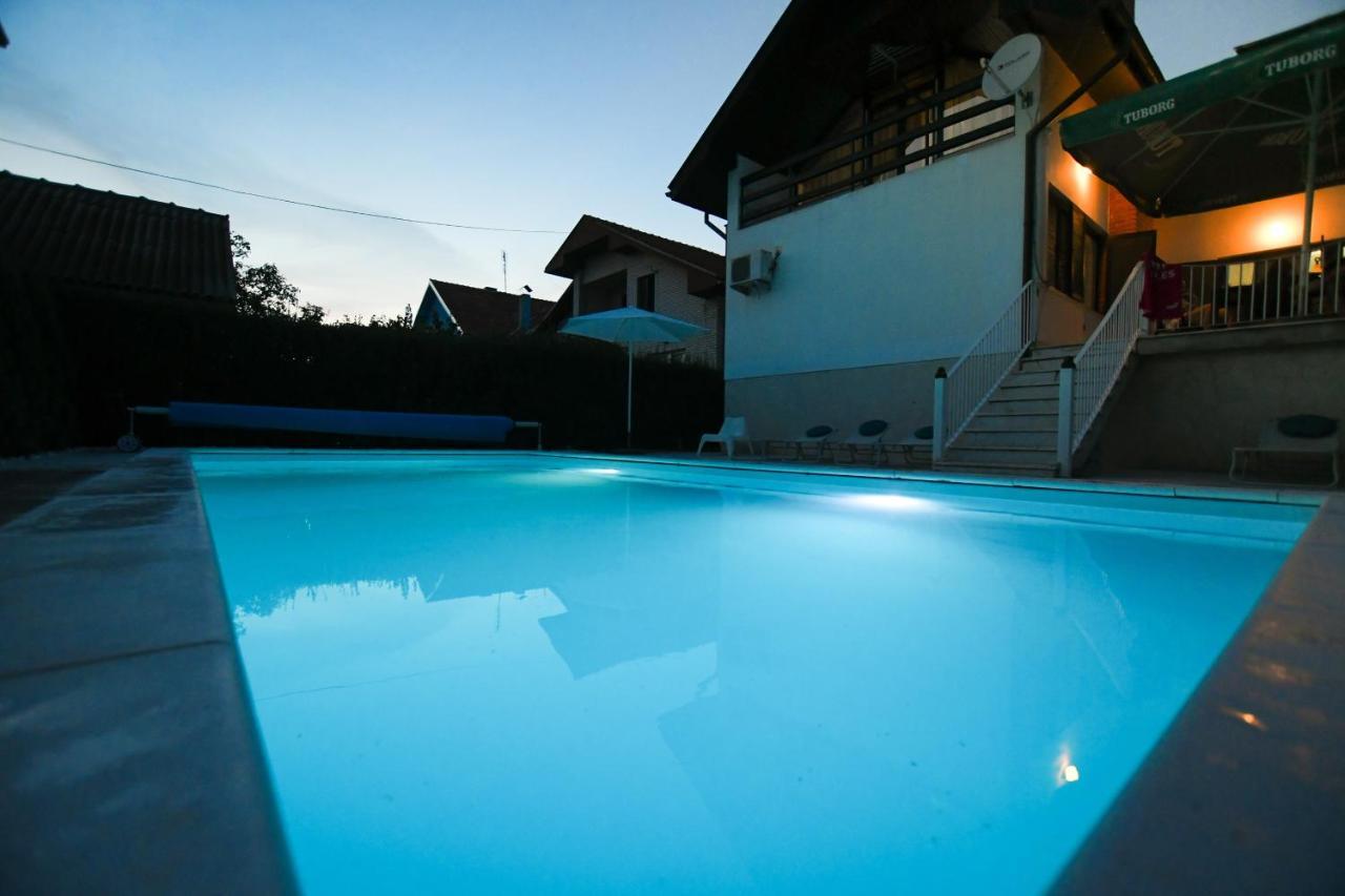 Villa Mina Kladovo, 5-Bedroom Villa With Pool For Up To 12 People Esterno foto