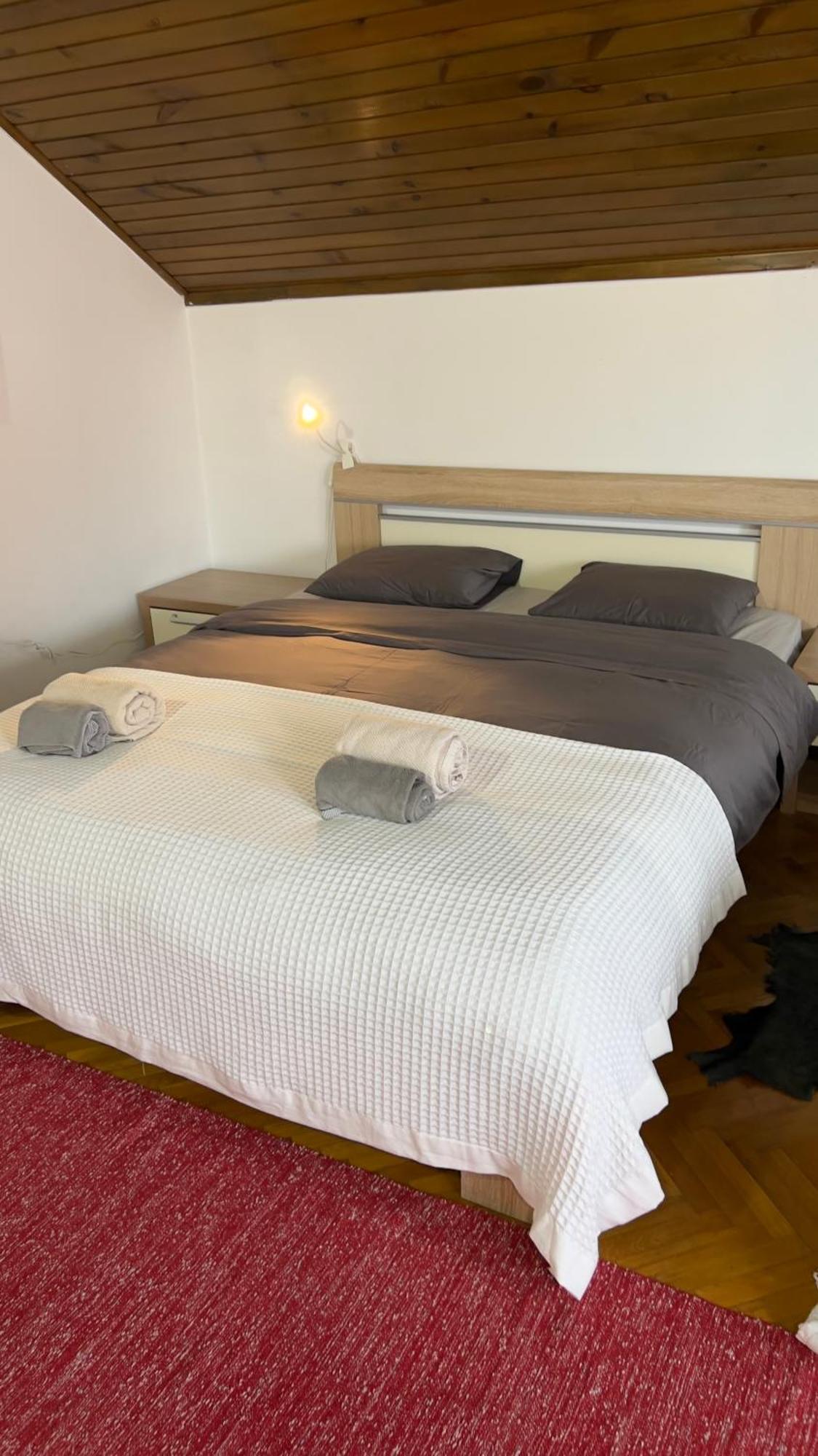 Villa Mina Kladovo, 5-Bedroom Villa With Pool For Up To 12 People Esterno foto