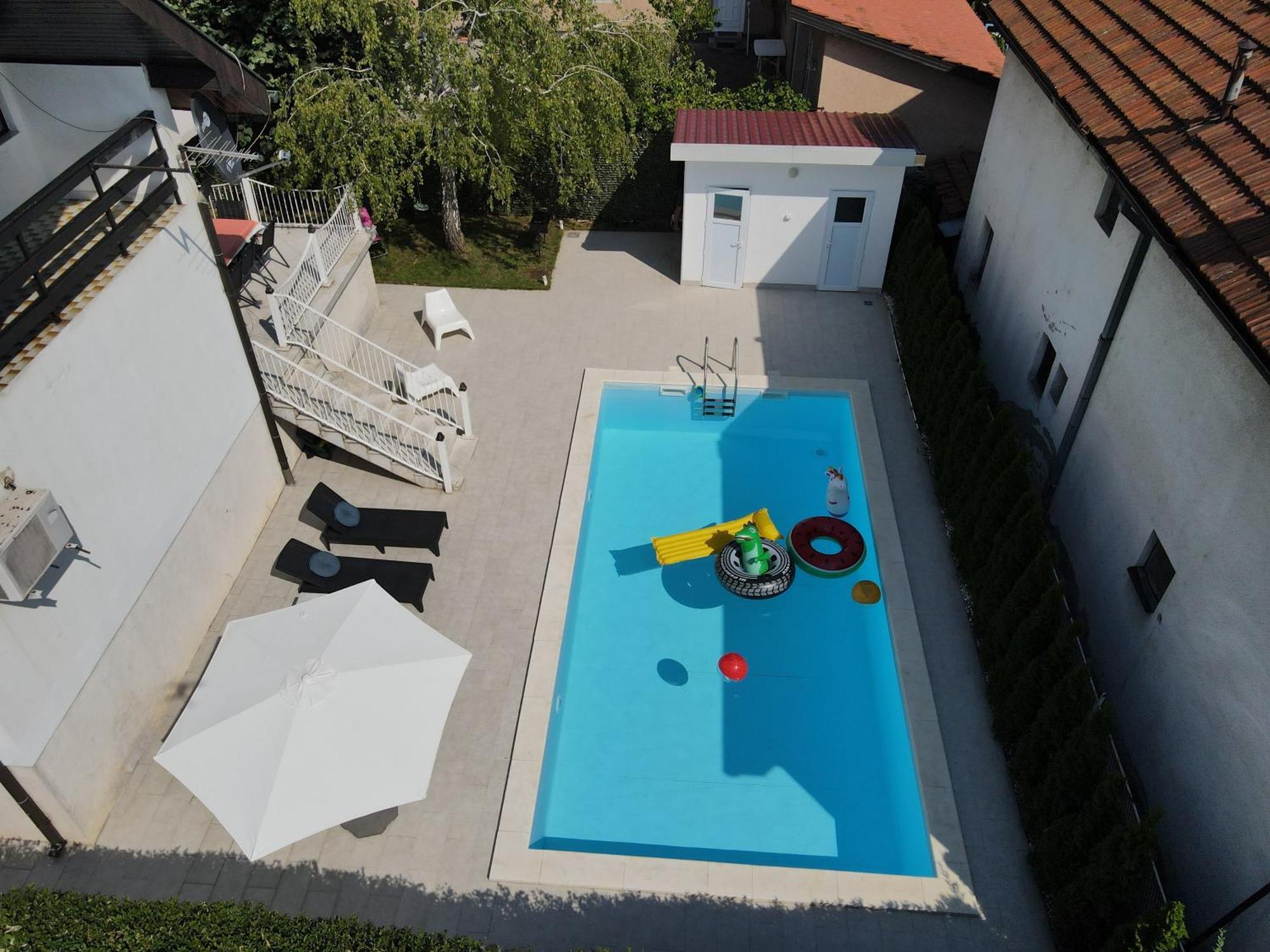 Villa Mina Kladovo, 5-Bedroom Villa With Pool For Up To 12 People Esterno foto