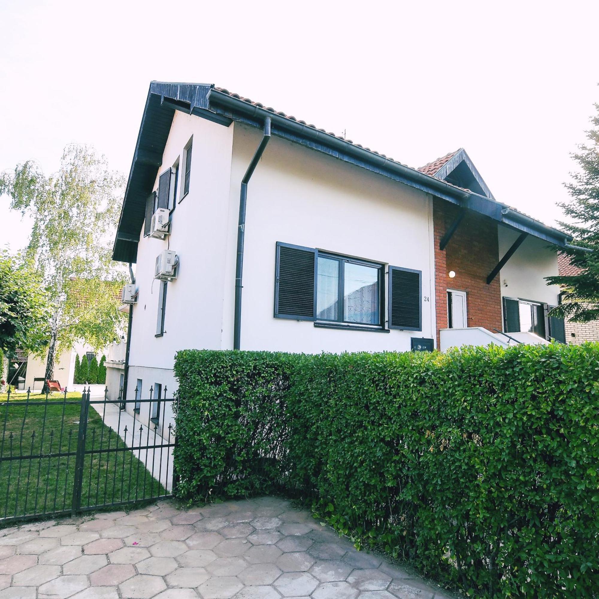 Villa Mina Kladovo, 5-Bedroom Villa With Pool For Up To 12 People Esterno foto